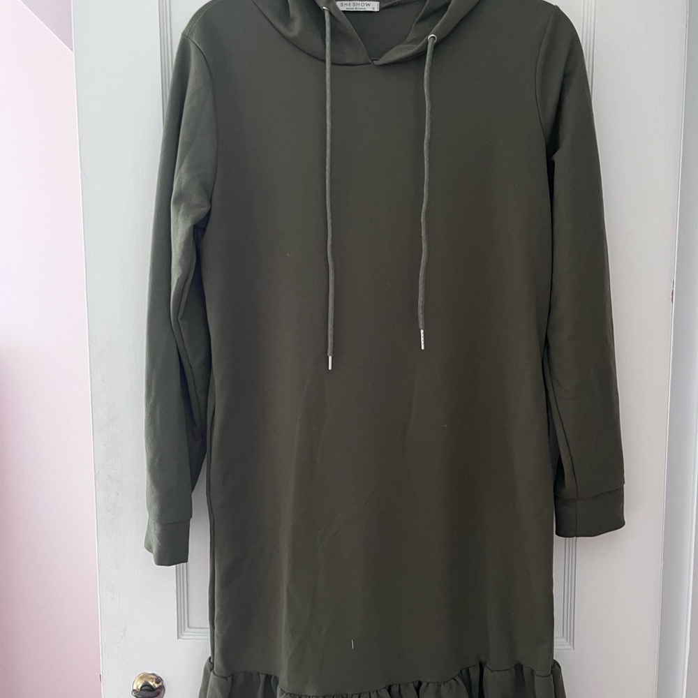 Green sweatshirt Dress